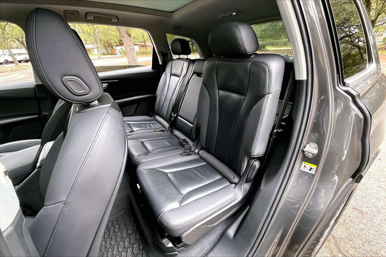 Used 2020 Audi Q7 2.0T Premium w/ Convenience Package image 19