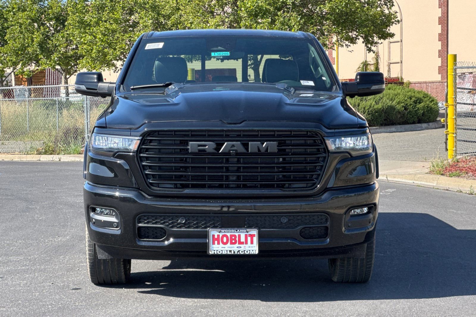New 2026 RAM 1500 Laramie AWD/4WD image 8