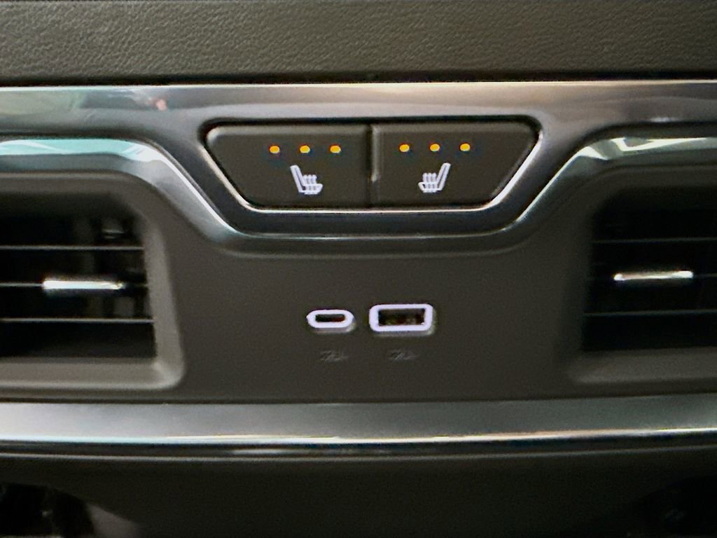 New 2026 Chevrolet Silverado 1500 High Country image 26