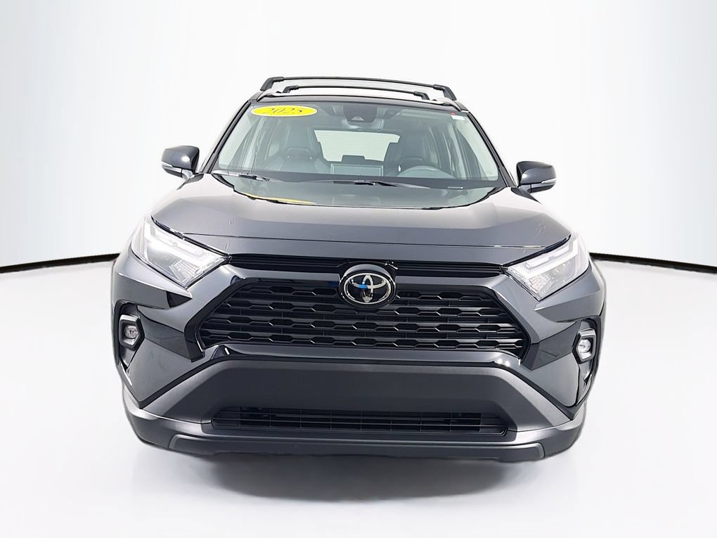 Used 2025 Toyota RAV4 XLE Premium FWD image 2