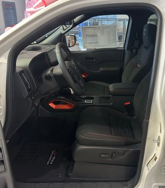 New 2026 Nissan Frontier PRO-4X w/ Pro-4x Convenience Package image 7