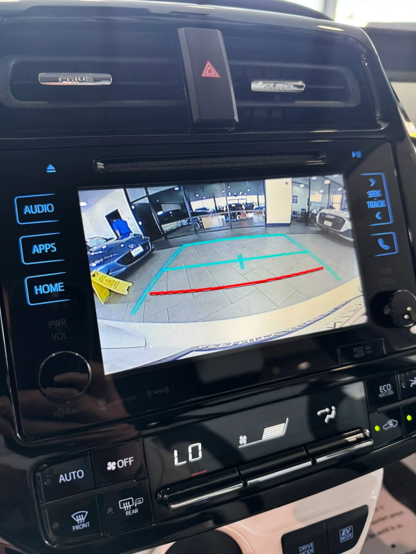 Used 2016 Toyota Prius Four Touring FWD image 21