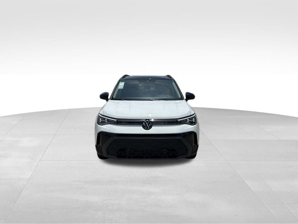 Used 2025 Volkswagen Taos SE FWD image 8