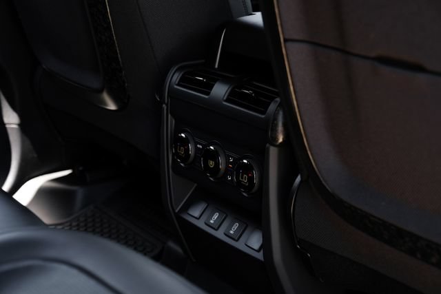 New 2026 Land Rover Defender 110 OCTA AWD/4WD image 50