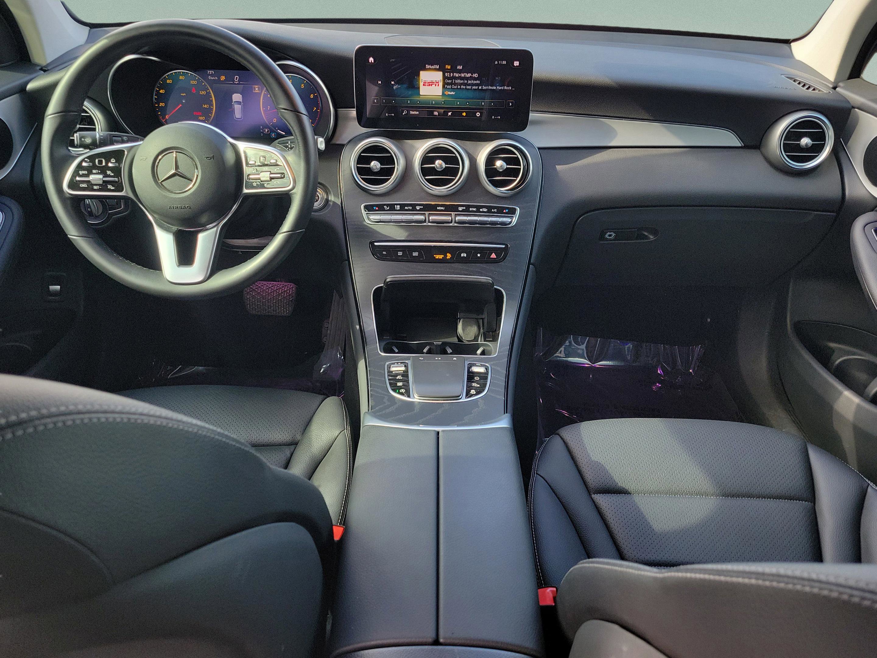 Used 2022 Mercedes-Benz GLC 300 image 17