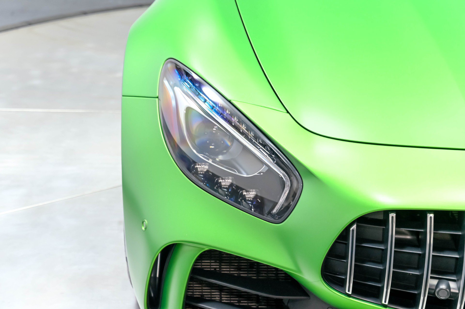 Used 2018 Mercedes-Benz AMG GT R image 47