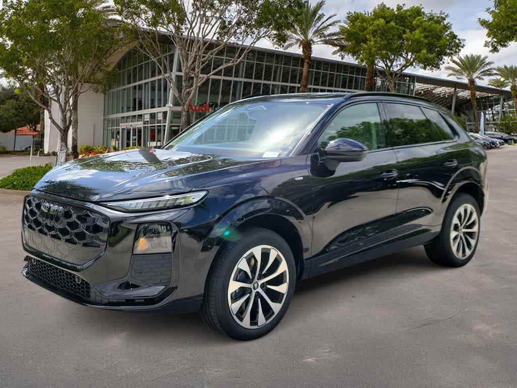 New 2026 Audi Q3 quattro 2.0T AWD/4WD image 1