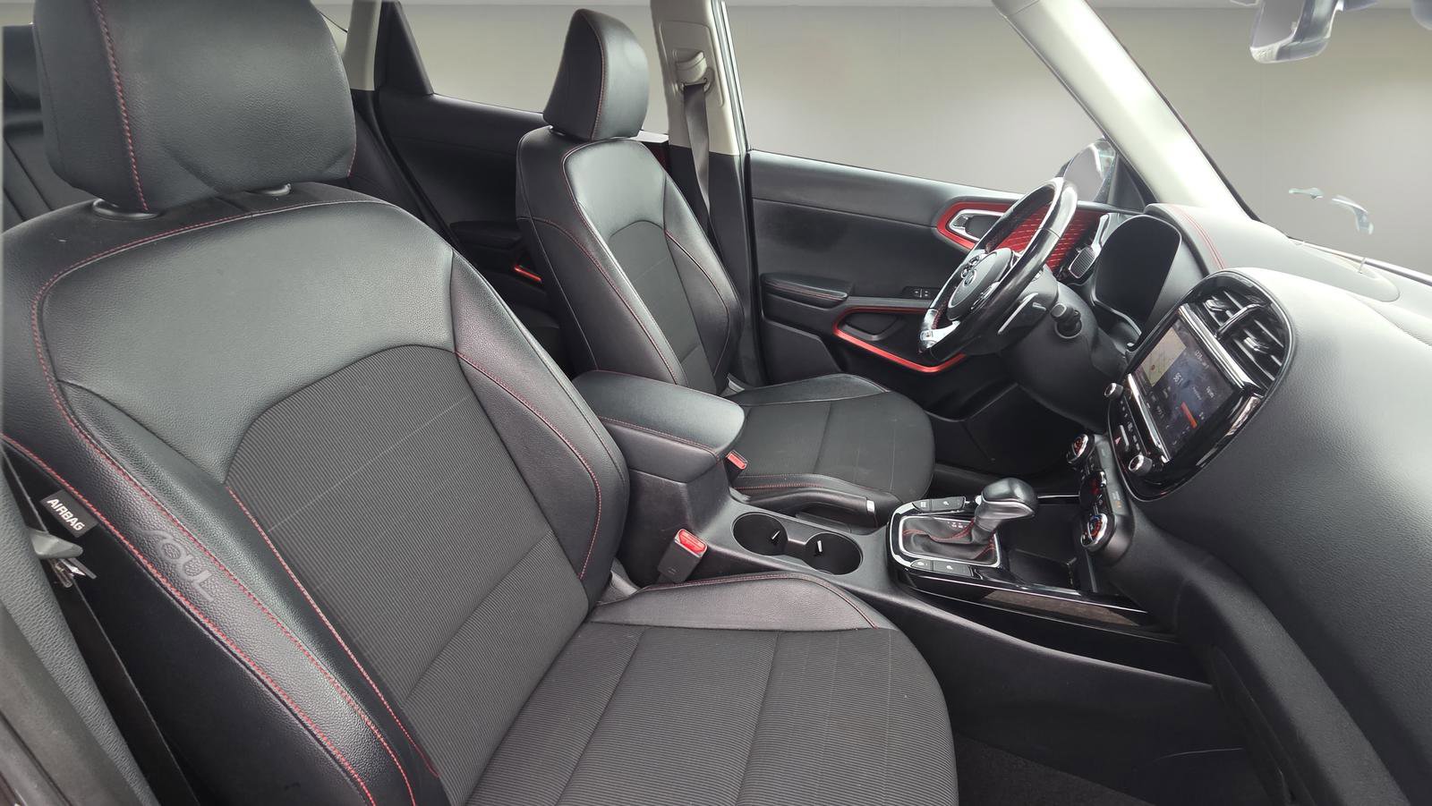 Used 2020 Kia Soul GT-Line Turbo FWD image 16