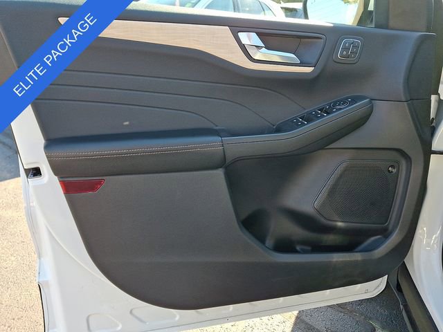 Certified 2022 Ford Escape Titanium w/ Titanium Elite Package image 12