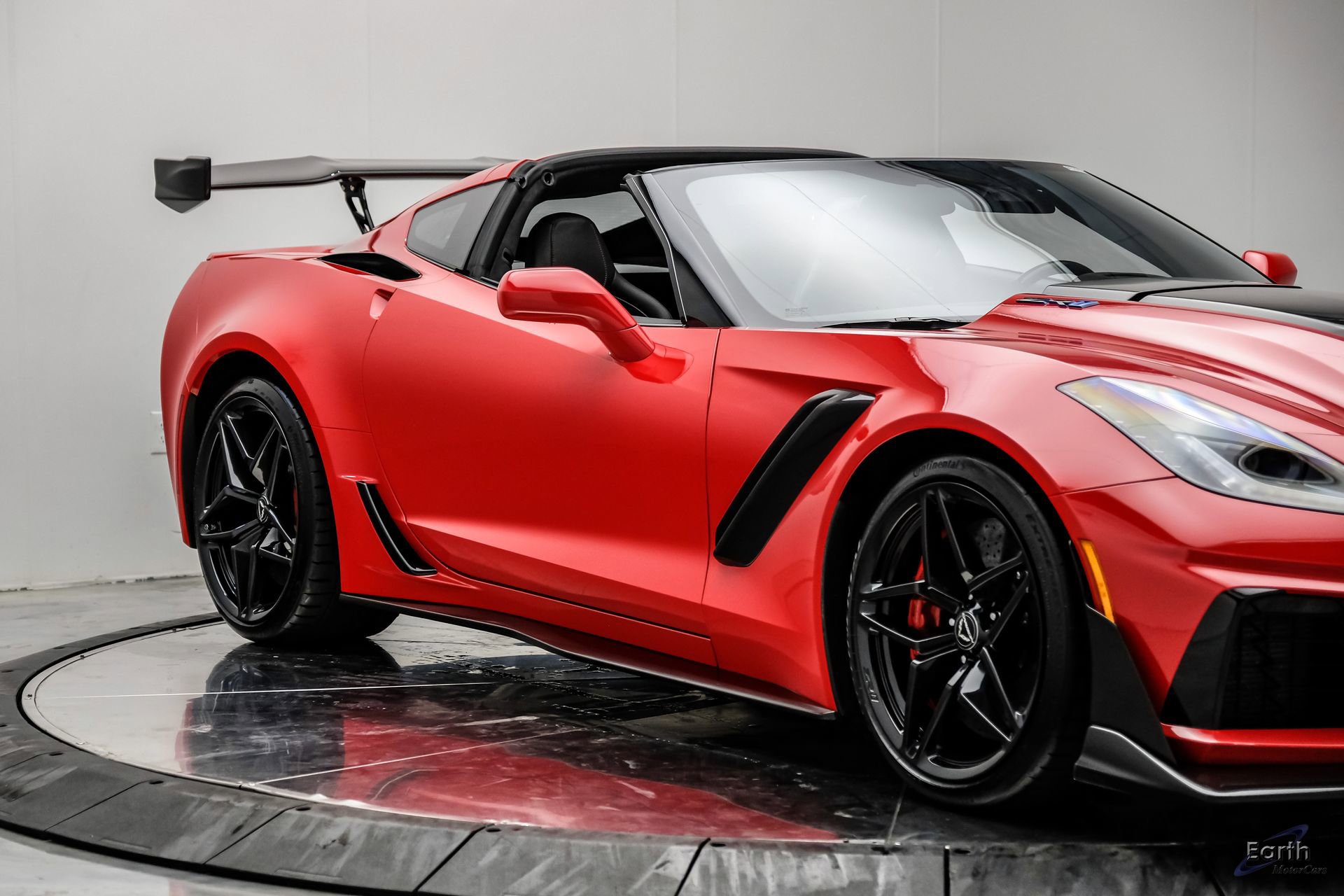 Used 2019 Chevrolet Corvette ZR1 RWD image 35