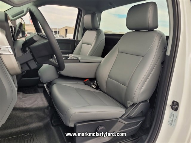 New 2025 Ford F550 XL image 5
