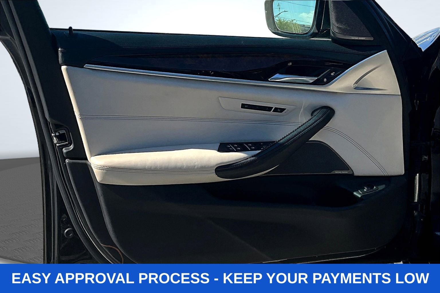 Used 2018 BMW M550i xDrive AWD/4WD image 26