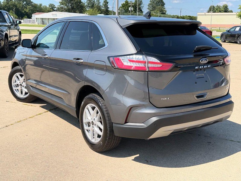 Used 2024 Ford Edge SEL w/ Convenience Package AWD/4WD image 5