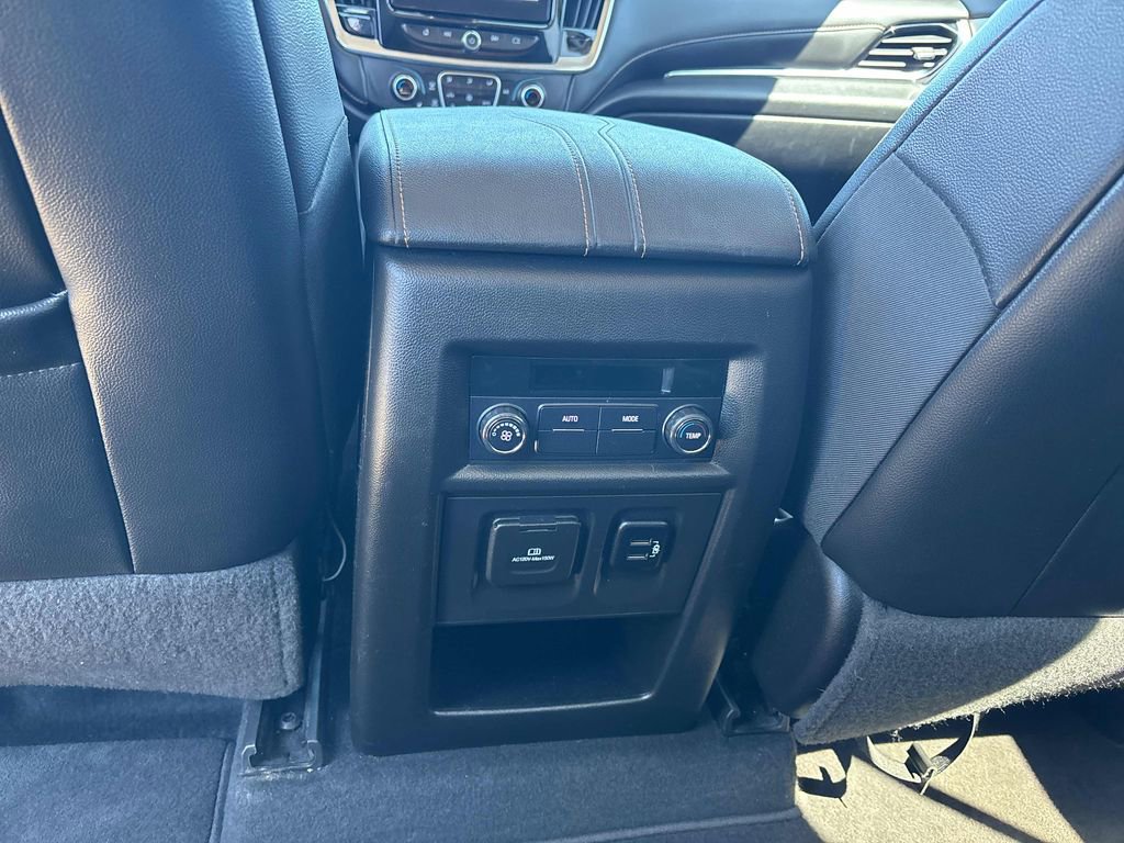 Used 2018 Chevrolet Traverse LT image 23