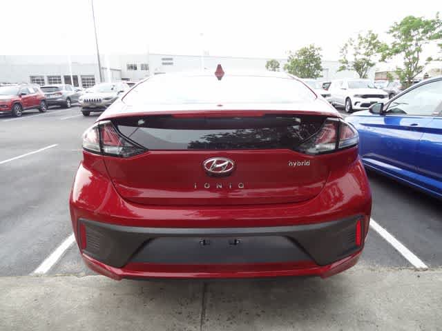 Used 2020 Hyundai Ioniq SEL FWD image 5