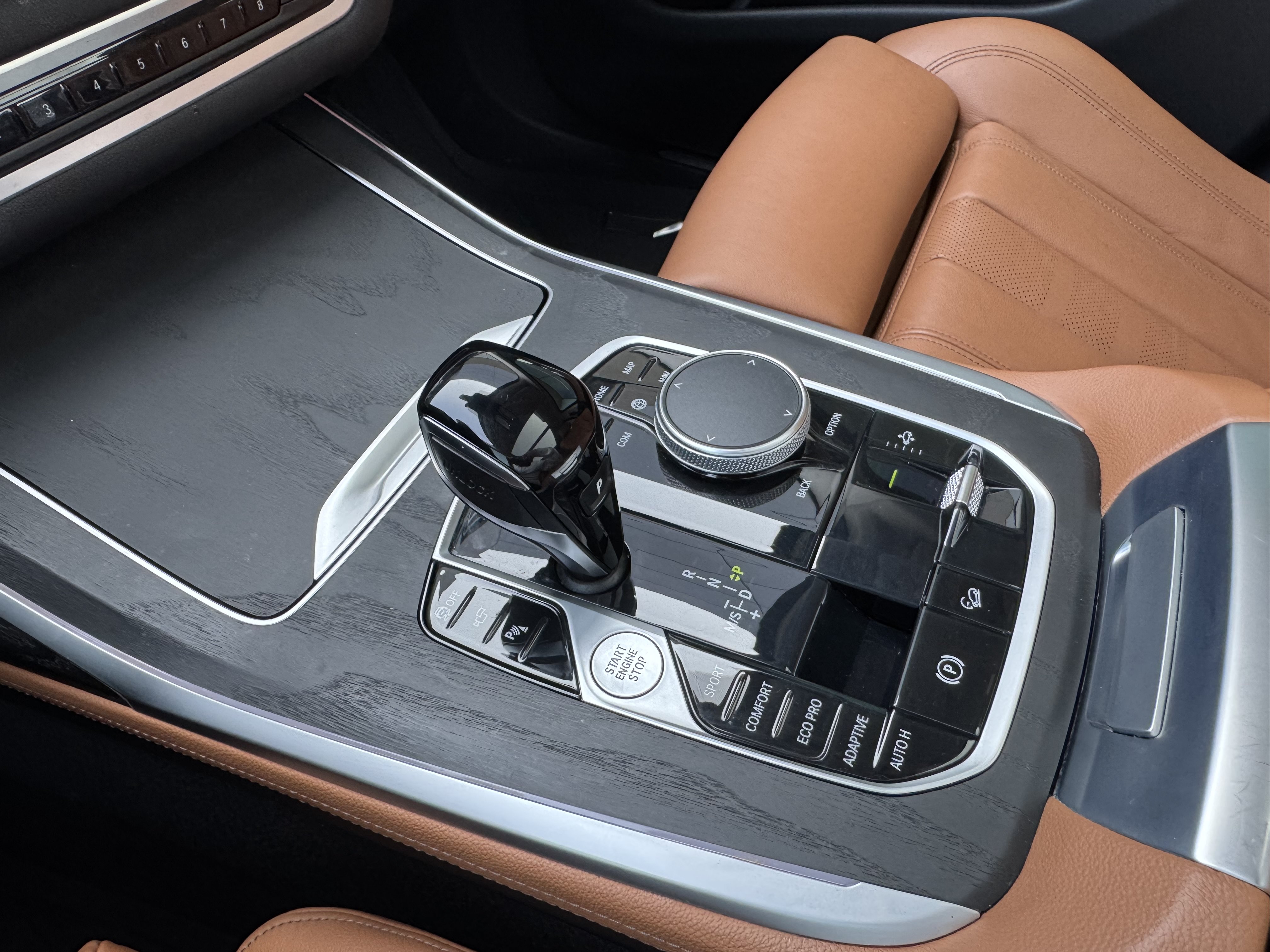 Used 2022 BMW X7 xDrive40i w/ Premium Package AWD/4WD image 20