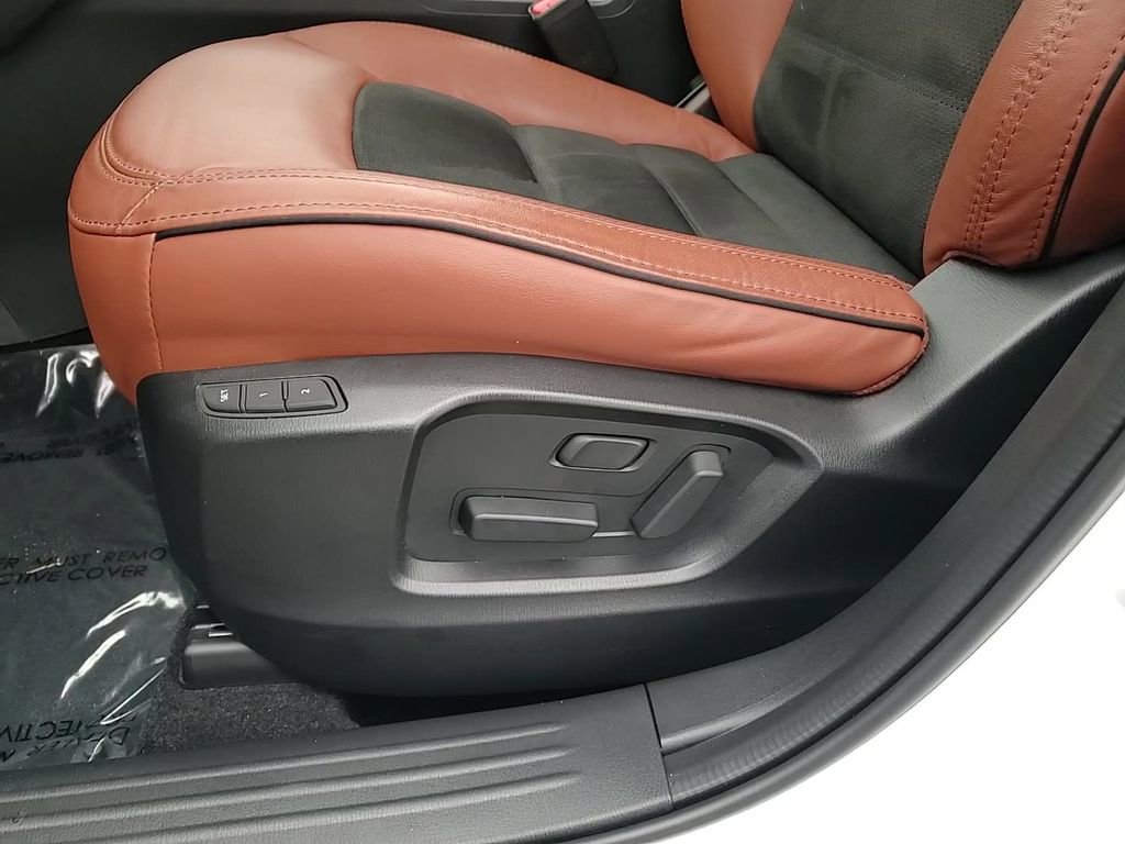 Certified 2025 MAZDA CX-5 Carbon Edition image 13