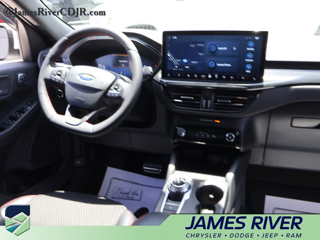 Used 2023 Ford Escape ST-Line Select w/ Tech Pack #2 AWD/4WD image 13