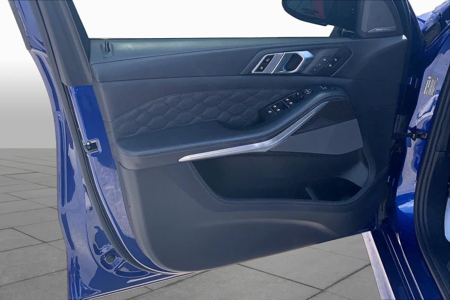 Used 2022 BMW X5 M w/ Executive Package AWD/4WD image 21