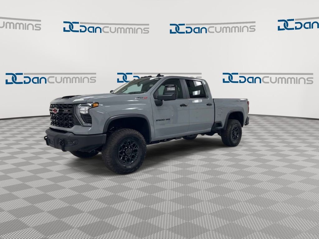 Used 2024 Chevrolet Silverado 2500 ZR2 w/ ZR2 Bison Edition image 4