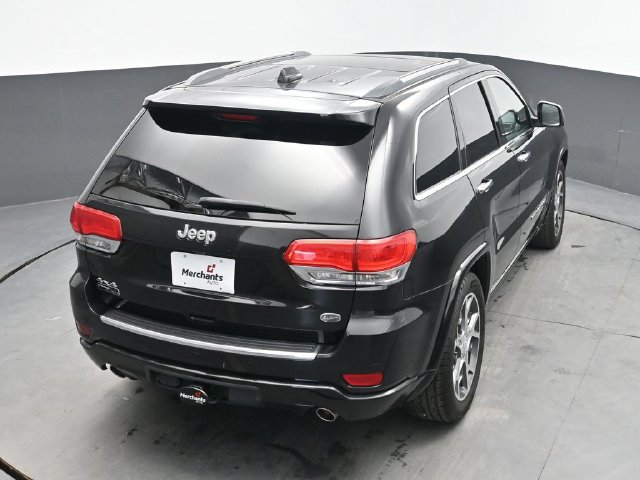 Used 2019 Jeep Grand Cherokee Overland AWD/4WD image 28