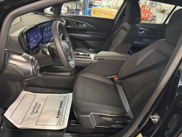 New 2026 Chevrolet Equinox EV LT image 11