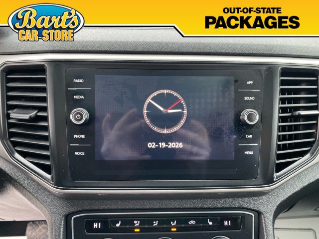 Used 2020 Volkswagen Atlas Cross Sport SE w/ Panoramic Sunroof Package FWD image 32