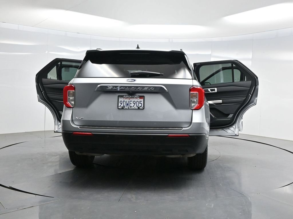 Used 2022 Ford Explorer XLT RWD image 38