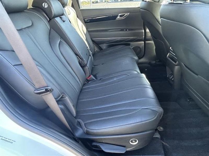 Used 2025 Genesis GV80 2.5T Standard image 27