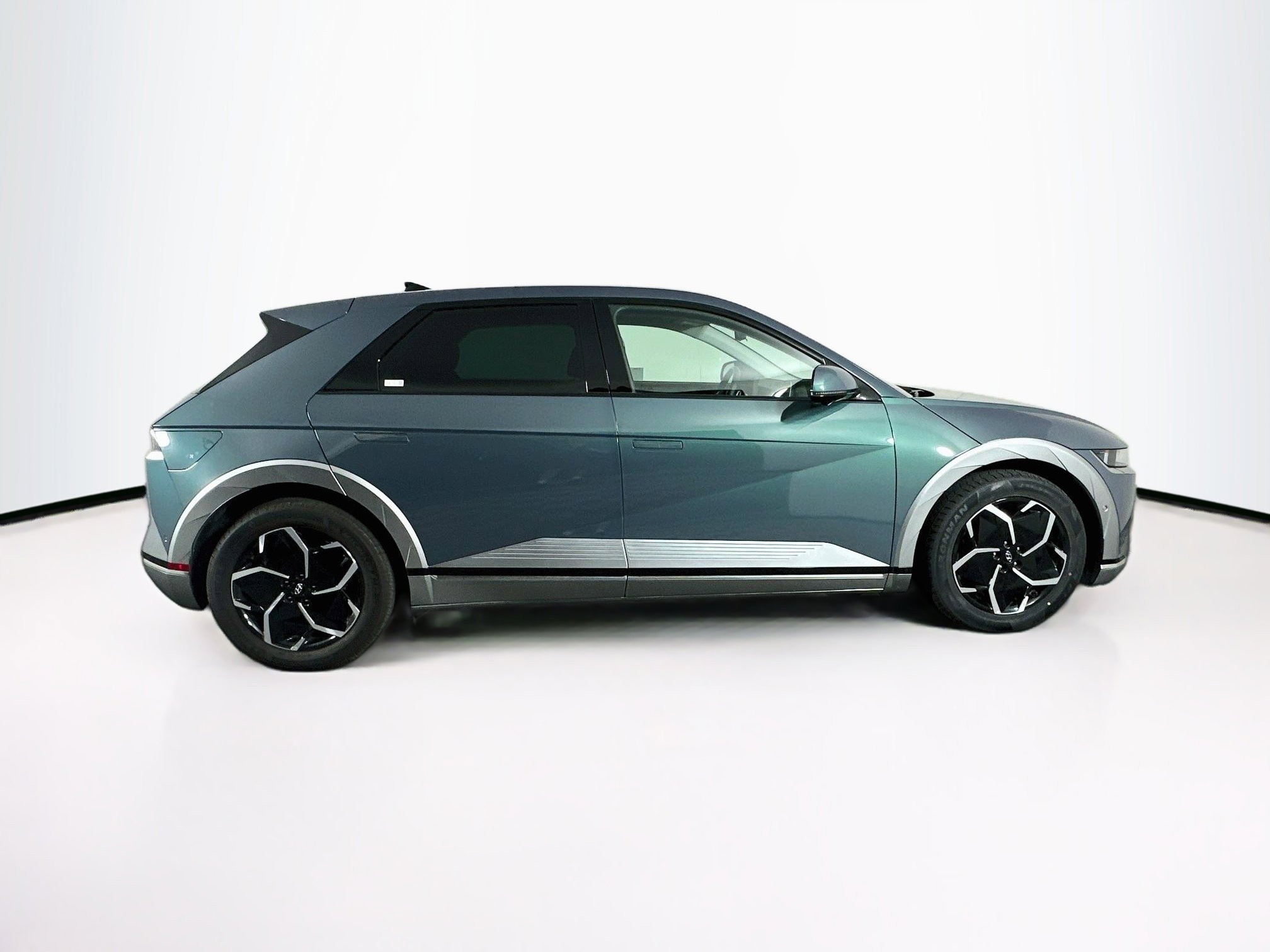 Used 2024 Hyundai Ioniq 5 Limited RWD image 9