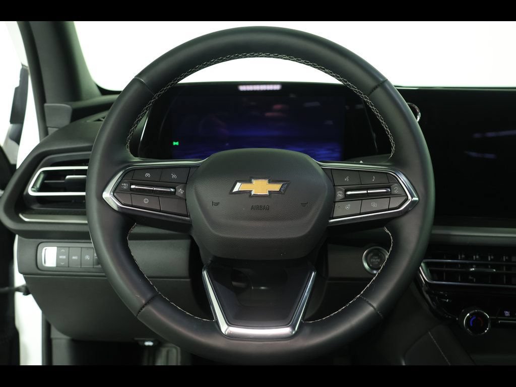 Used 2025 Chevrolet Traverse LT AWD/4WD image 50