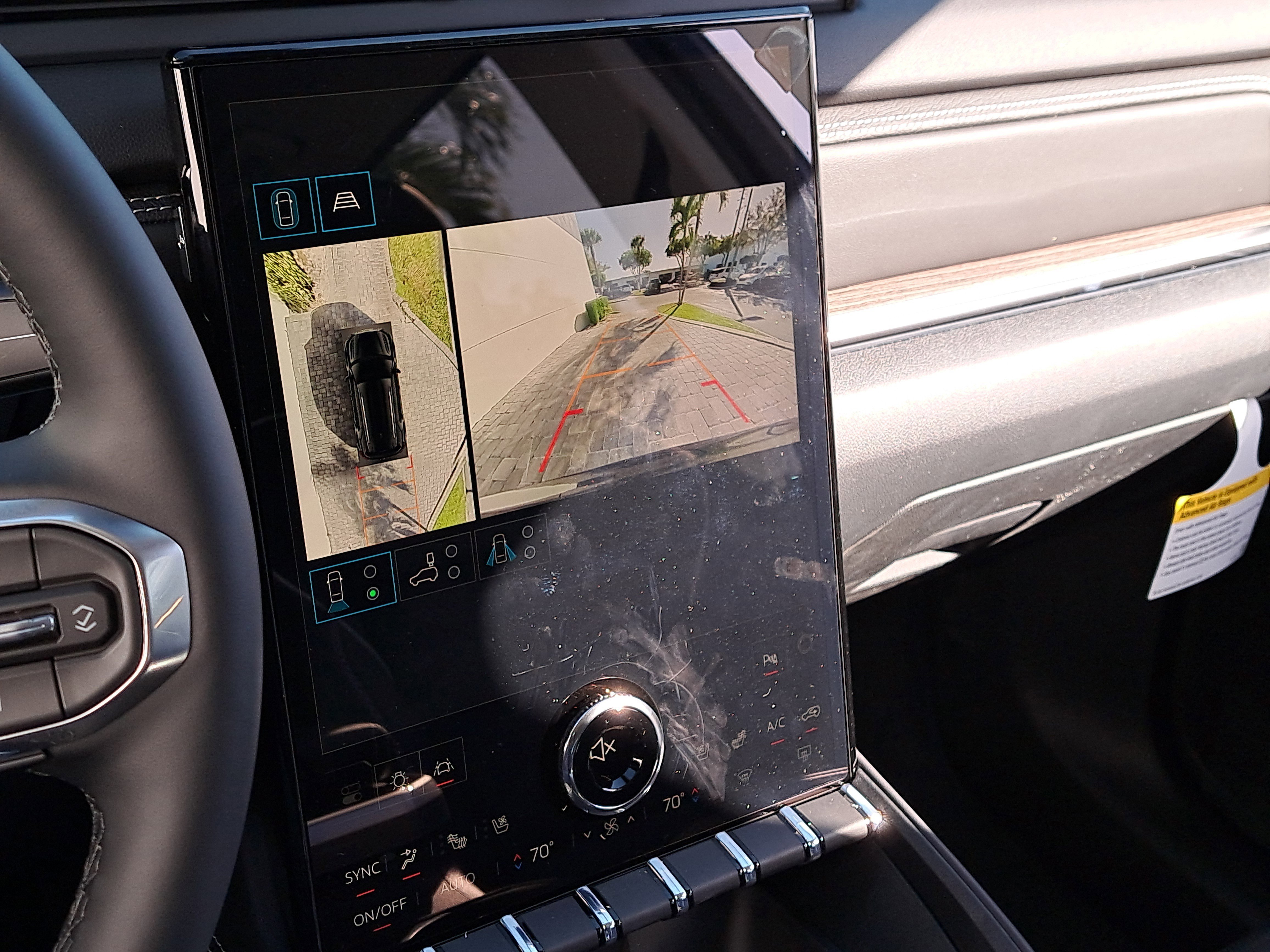 New 2026 GMC Terrain Denali w/ LPO, Black Badging Package image 31