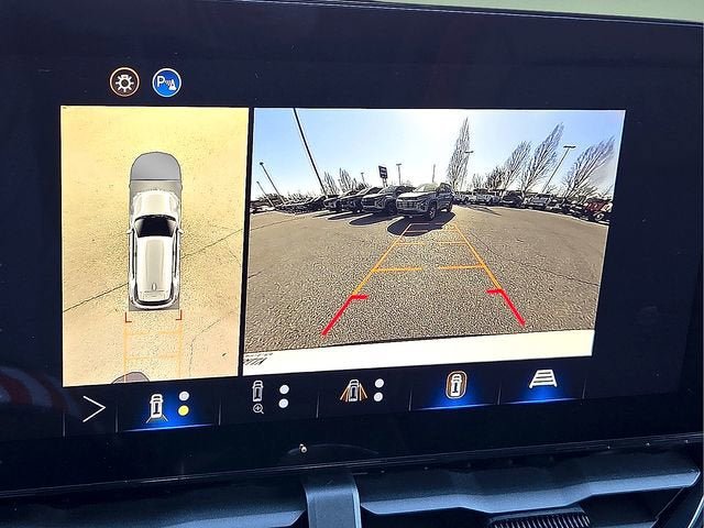 New 2026 Chevrolet Equinox RS w/ Safety and Technology Package FWD image 19