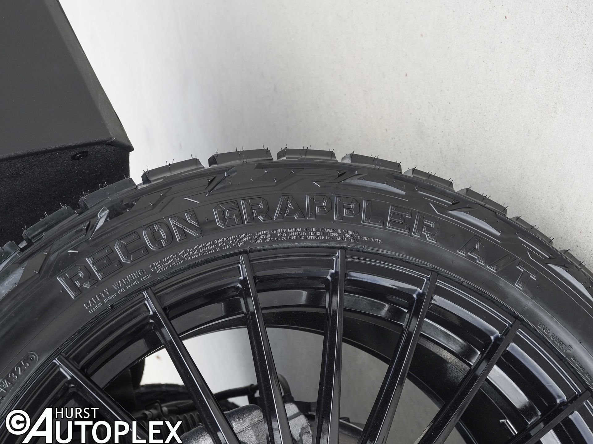 Used 2026 GMC Yukon XL Denali Ultimate w/ LPO, Floor Liner Package image 35