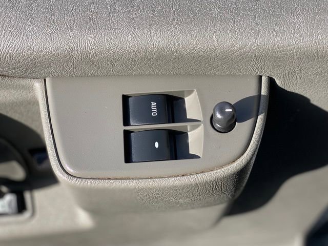 Used 2024 GMC Savana 2500 w/ Driver Convenience Package image 12