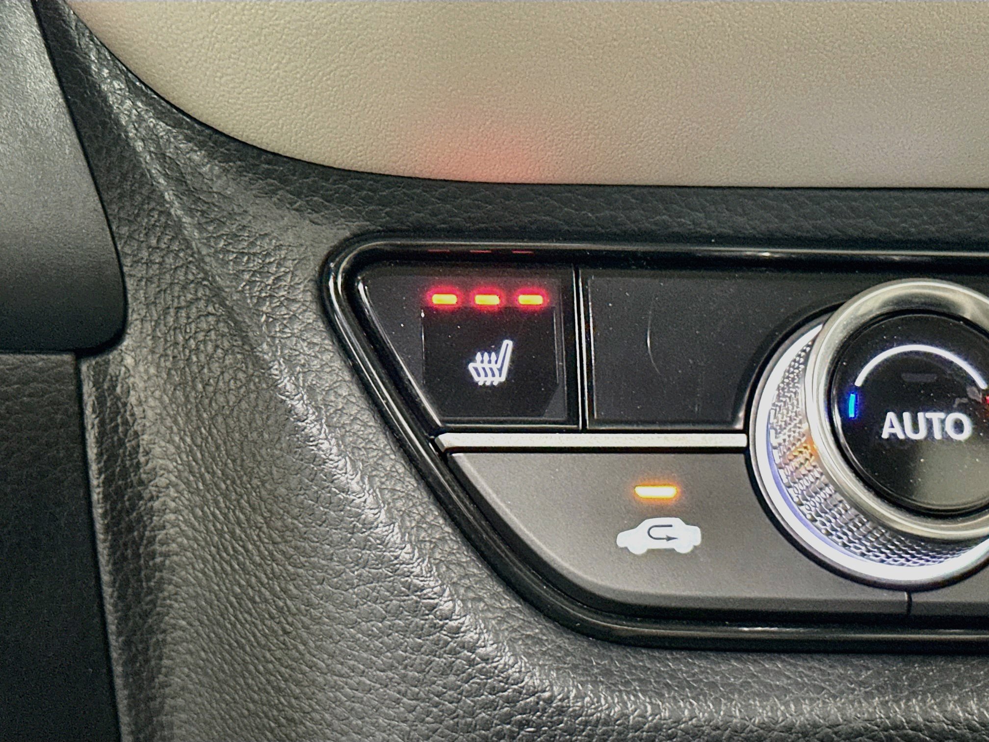 Used 2023 Honda HR-V EX-L image 19