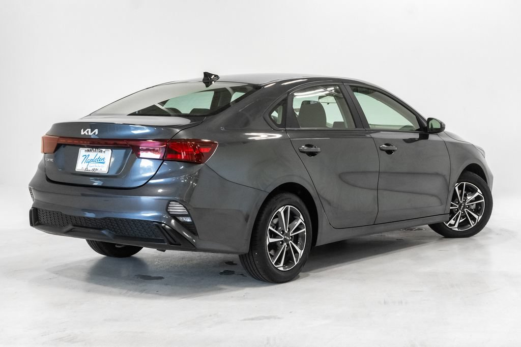 Used 2024 Kia Forte LXS FWD image 29