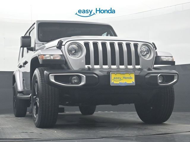 Used 2019 Jeep Wrangler Unlimited Sahara w/ Cold Weather Group image 28