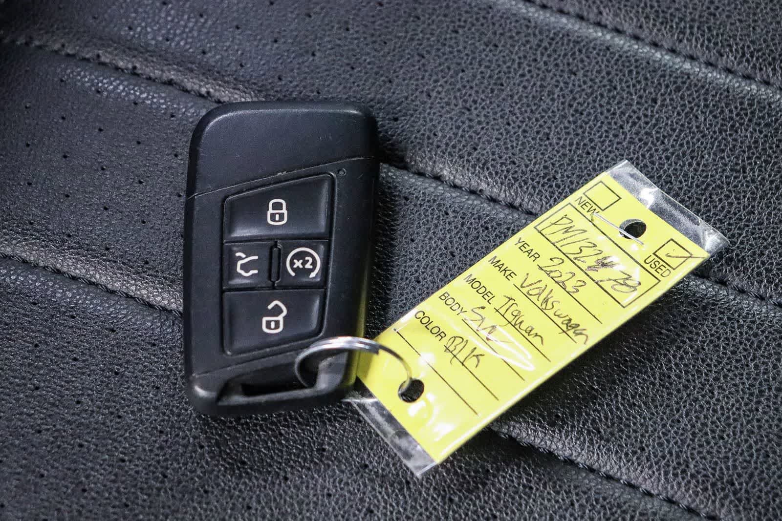 Used 2023 Volkswagen Tiguan SE R-Line FWD image 22