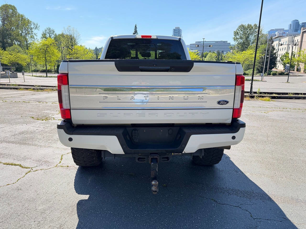 Used 2017 Ford F350 Platinum AWD/4WD image 7
