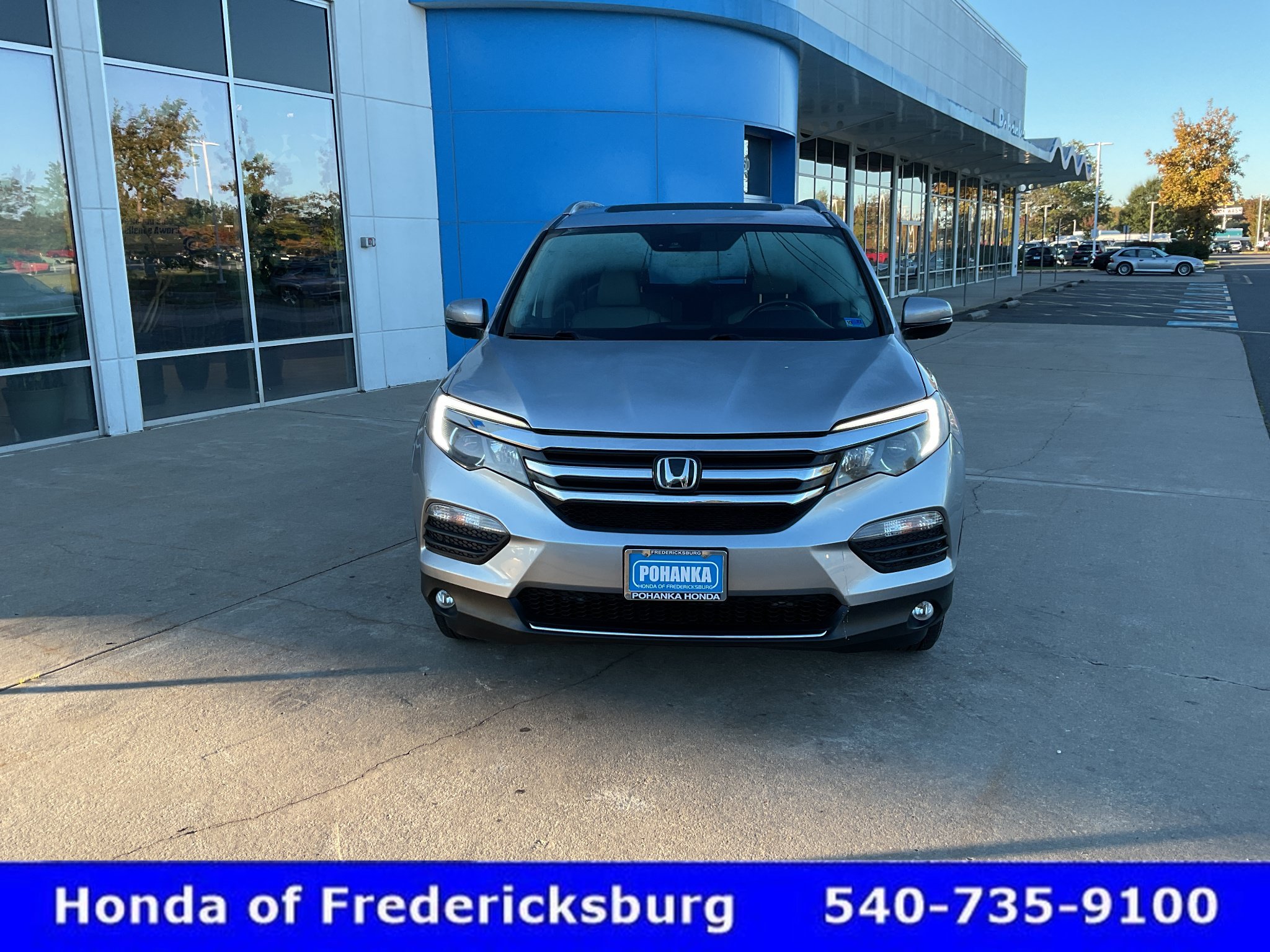 Certified 2017 Honda Pilot Elite image 9