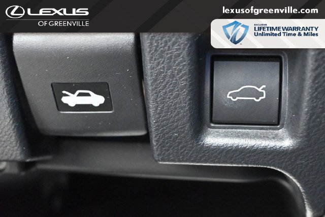 Used 2023 Lexus IS 350 F Sport RWD image 17