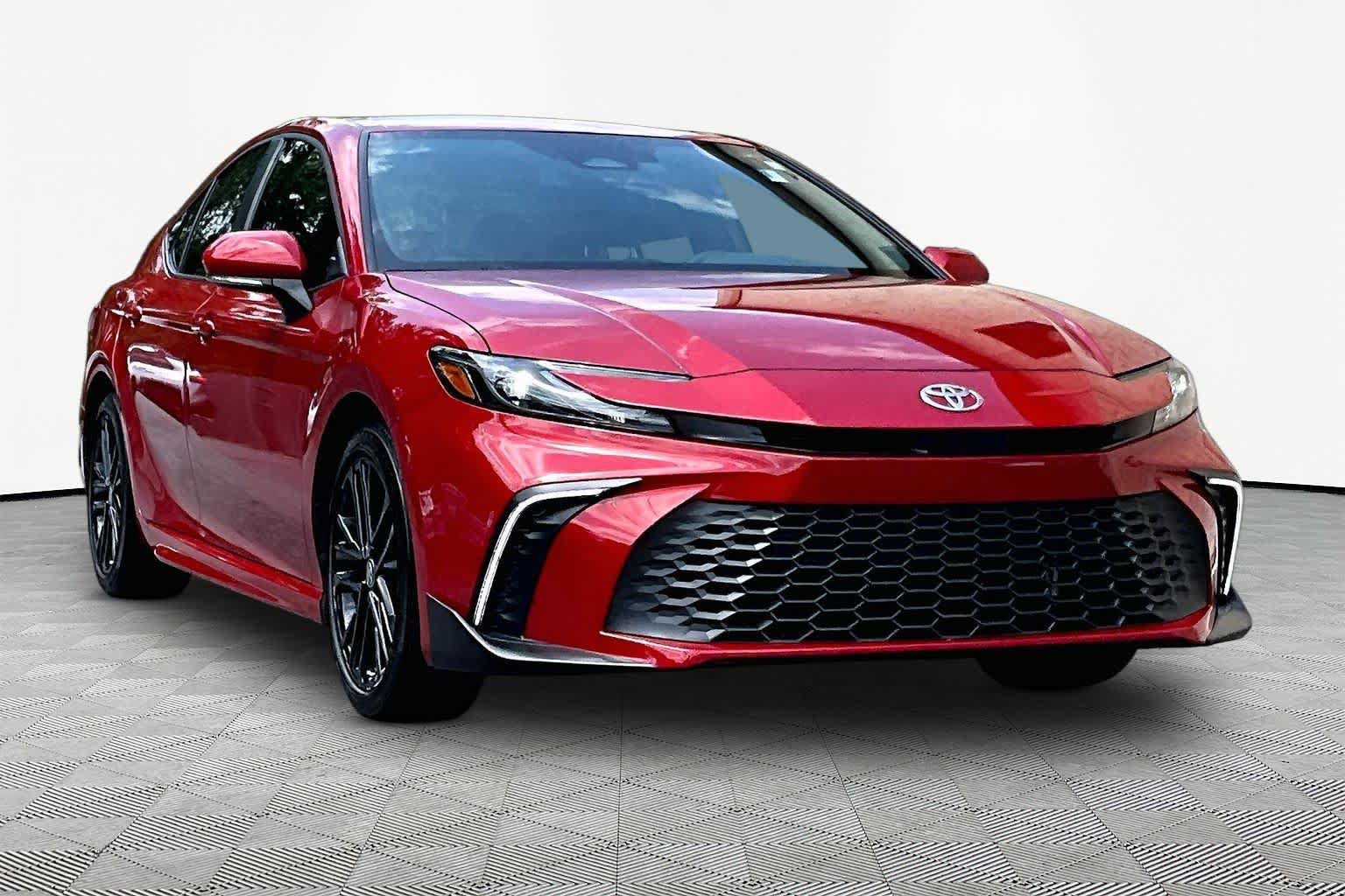 Used 2026 Toyota Camry SE w/ Convenience Package FWD image 3