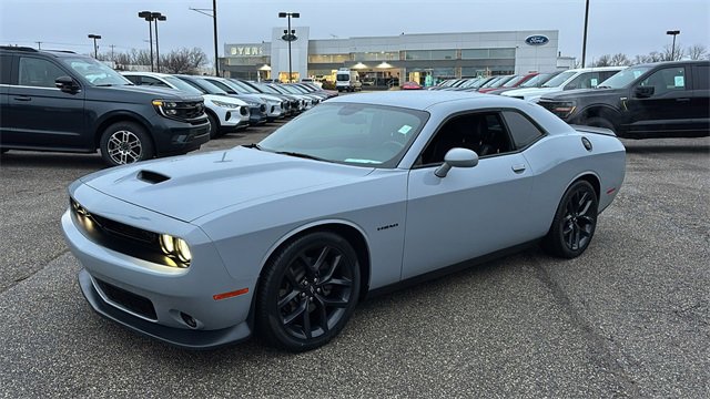 Used 2020 Dodge Challenger R/T w/ Plus Package image 2