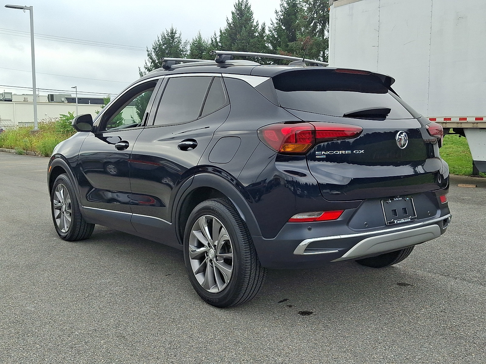 Used 2021 Buick Encore GX Essence w/ Advanced Technology Package AWD/4WD image 7