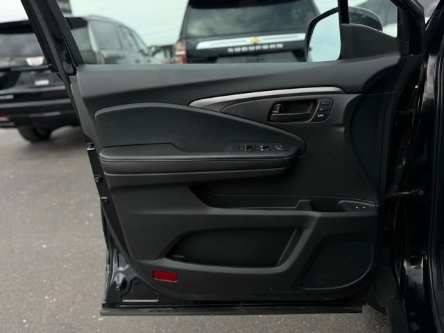 Used 2022 Honda Pilot TrailSport image 15