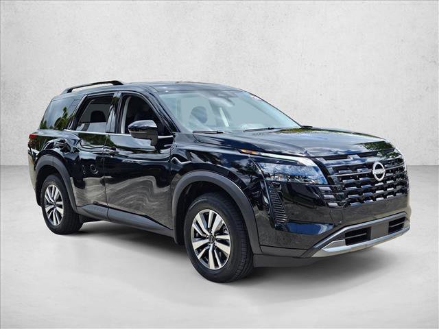 Used 2026 Nissan Pathfinder SL FWD image 3