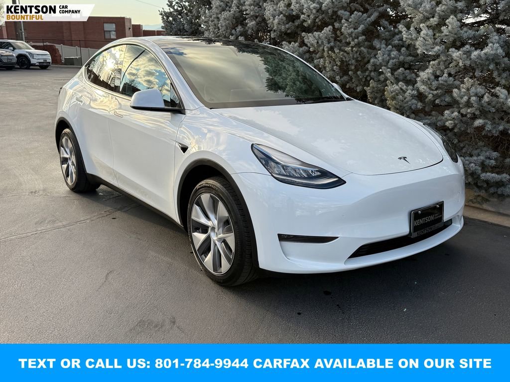 Used 2023 Tesla Model Y Long Range image 12