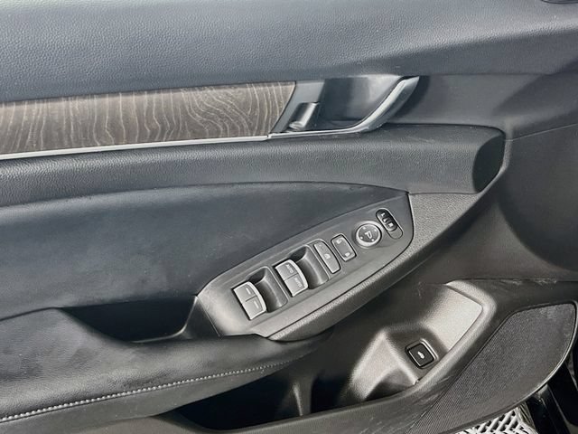 Used 2018 Honda Accord EX image 20