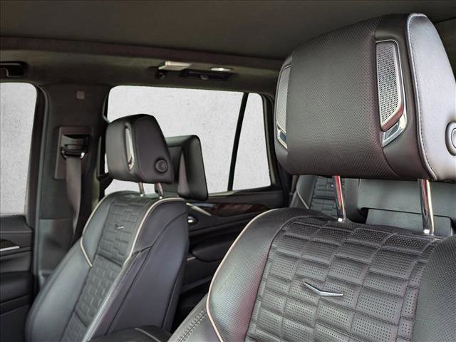 Used 2023 Cadillac Escalade Premium Luxury Platinum w/ LPO, Floor Liner Package AWD/4WD image 14